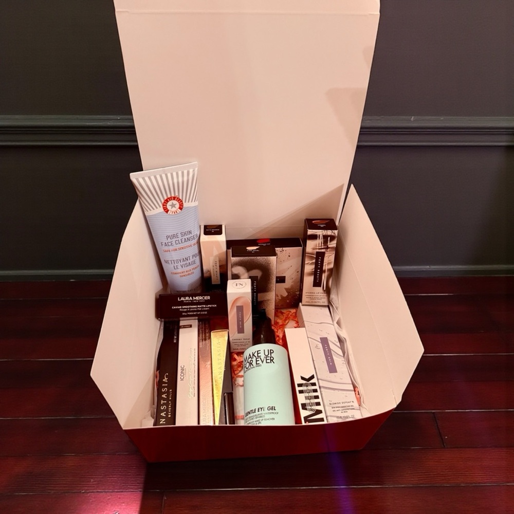 SOLD - Sephora Makeup Bundle Lot Stocking Stuffers - Picture 1 of 12